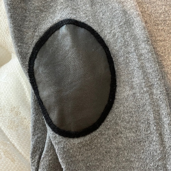 SPANNER TURTLENECK SWEATER - Picture 2 of 5